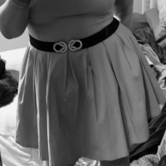 Words do not do this dress justice. Therefore I put it on and here it is…lol - Picture 7 of 10